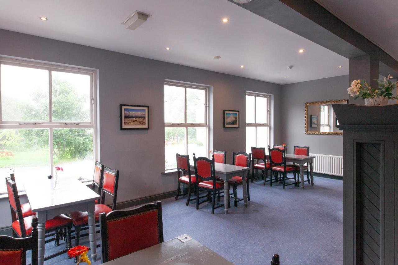The Burren Hostel - Sleepzone Lisdoonvarna Zewnętrze zdjęcie