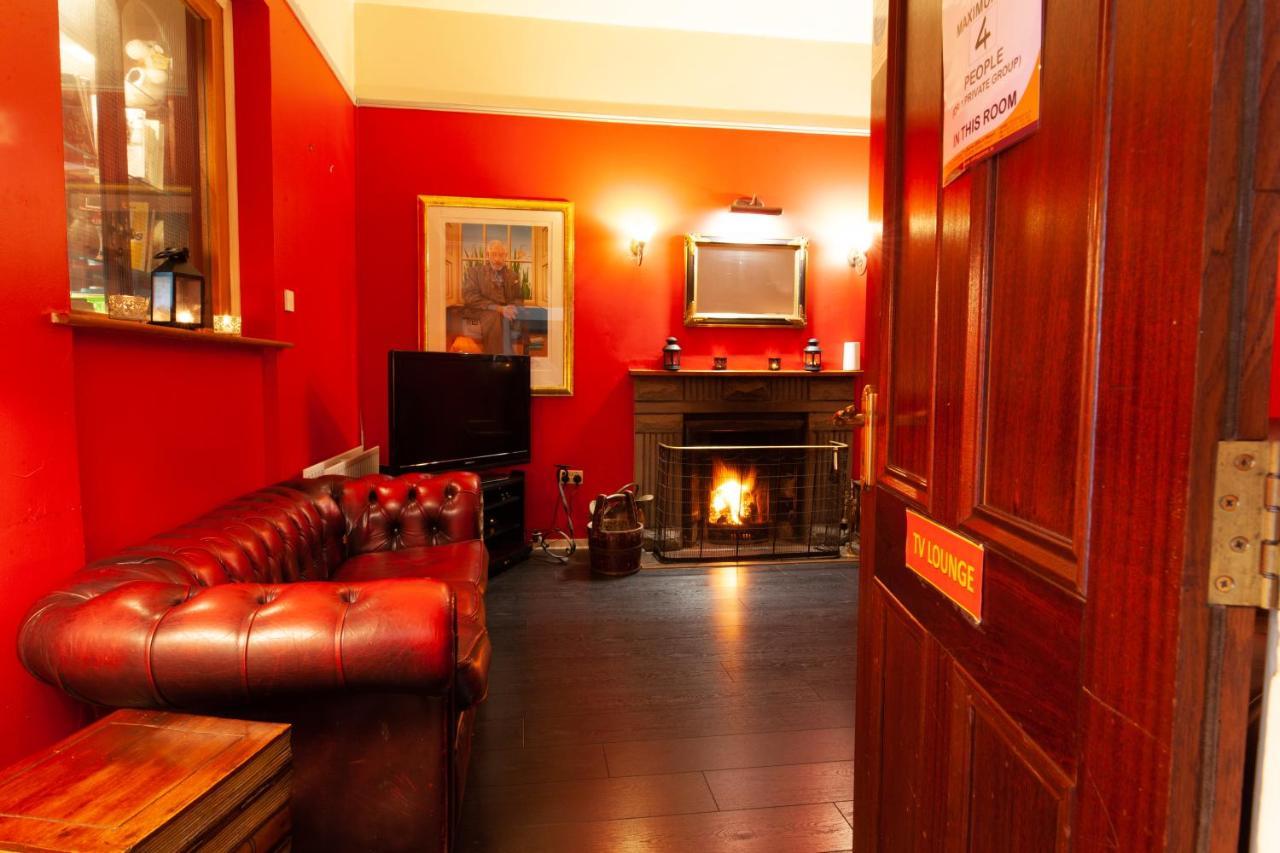 The Burren Hostel - Sleepzone Lisdoonvarna Zewnętrze zdjęcie